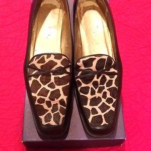 Ann taylor calf/hair black shoes